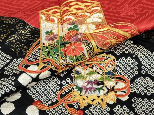 平和屋着物●豪華振袖　刺繍　貝桶宝尽くし花文　金彩　正絹　逸品　CAAZ2575ut 平和屋着物○豪華振袖 駒刺繍 絞り 貝桶草花文 金彩 正絹 逸品