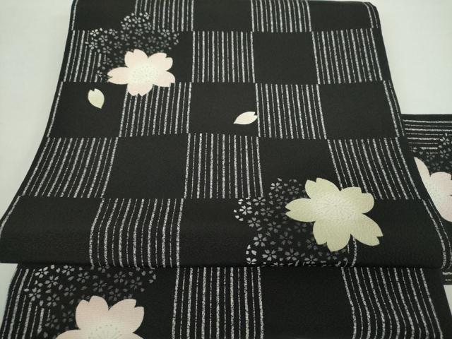 平和屋着物●九寸名古屋帯　舞桜　黒地　正絹　逸品　DABA1362ps