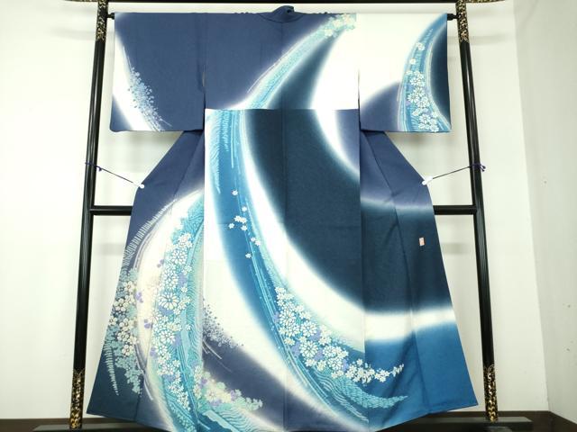 平和屋着物●十日町　名門　滝泰謹製　中国三大刺繍　相良刺繍　訪問着　おぼろ染め　襲絞り　舞花文　銀通し地　正絹　逸品　DABA1578ps