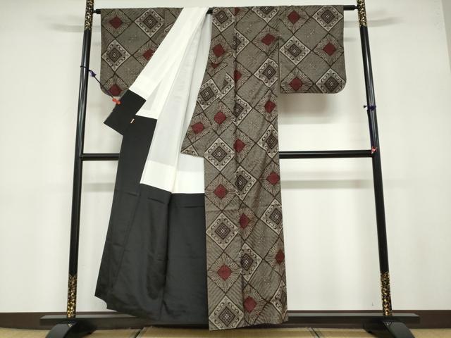 平和屋着物●本場大島紬　龍郷絣　花菱文　ますいわ屋扱い　正絹　逸品　DABB0766ud_2