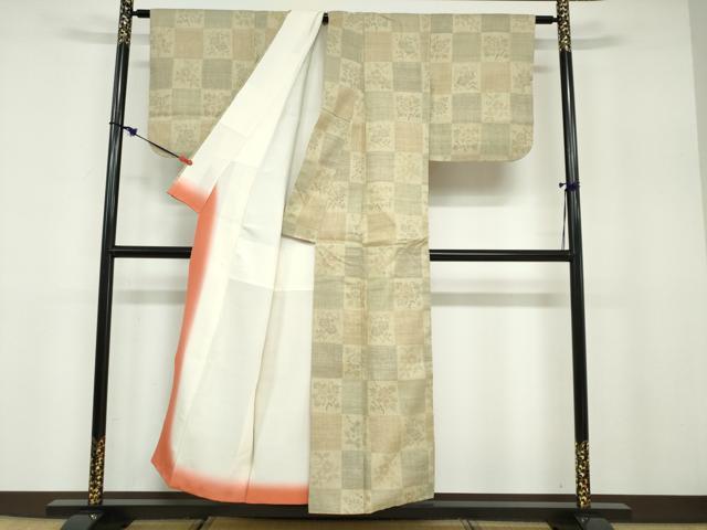 平和屋着物●本場結城紬　重要無形文化財　100亀甲　格子草花文　正絹　逸品　DABB0823ud_2