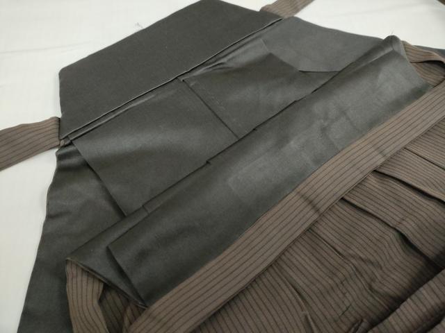 平和屋着物●男性　馬乗り袴　縞　正絹　逸品　DABB0899ud_2