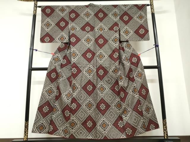 平和屋着物●本場大島紬　龍郷絣　花菱文　正絹　逸品　DABC2255ud_1