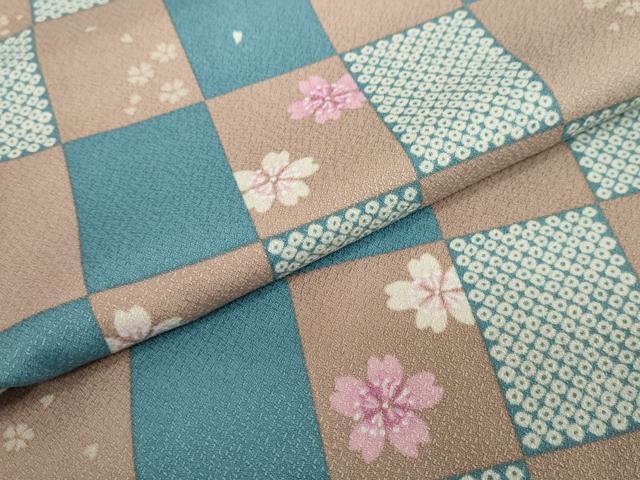平和屋着物●小紋　格子舞桜文　洗える着物　未使用　DABC2510ud_4