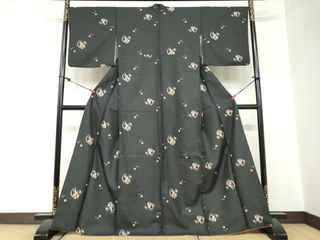平和屋着物●小紋　舞桜文　月兎　黒地　洗える着物　DABC2541ud_1