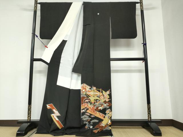 平和屋着物●豪華黒留袖　駒刺繍　双鶴菱草花文　金彩　ロング丈　正絹　逸品　DABC2620ud_1