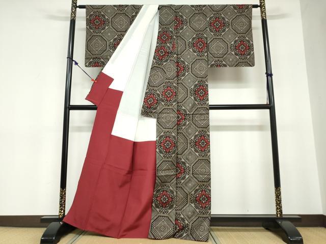 平和屋着物●本場大島紬　龍郷絣　草花文　正絹　逸品　DABC2697ud_2