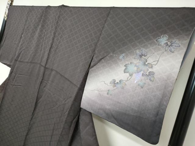 平和屋着物●訪問着　葡萄蔦の葉文　暈し染め　金彩　正絹　逸品　DABC2707ud_2