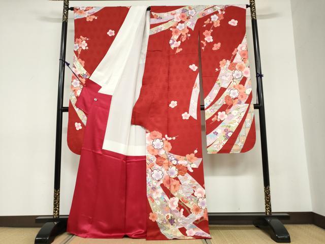 平和屋着物●豪華振袖　駒刺繍　熨斗草花文　金彩　正絹　逸品　DABC2738ud_1