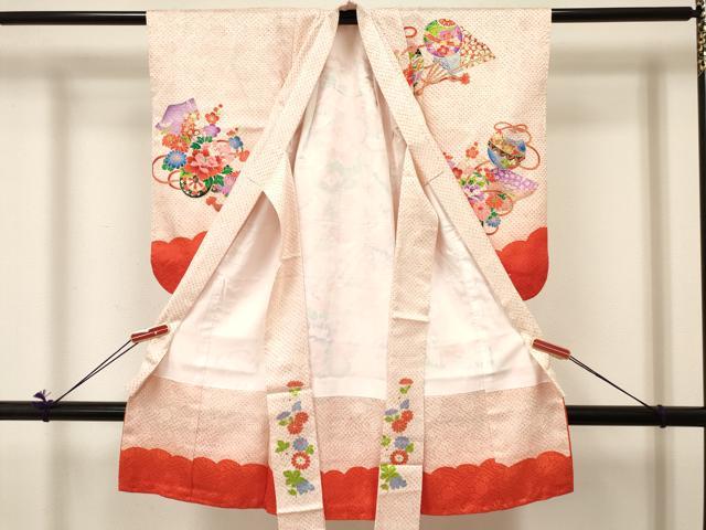 平和屋着物[]七五三　女の子　３歳　祝着　三つ身　駒刺繍　絞り　鞠扇面花車文　金彩　逸品　DABC5003ma_1