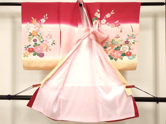 平和屋着物[]お宮参り　女の子　祝着　産着　初着　のしめ　鞠花文　暈し染め　箱付き　逸品　未使用　DABC5107ma_1