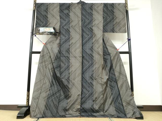 平和屋着物●本場大島紬　抽象文様　証紙付き　ロング丈　正絹　逸品　未使用　DABD9759ud_1