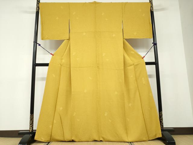 平和屋着物●梶山伸監修　色無地　草花地紋　山吹茶色　さが美扱い　正絹　逸品　未使用　DABD9815ud_1