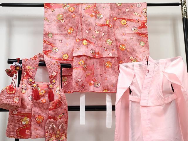 平和屋着物[]七五三　女の子　３歳　祝着　三つ身　長襦袢(単衣)・被布・草履・小物セット　羽子板花文 暈し染め 金彩　箱付き　DABG3149ma