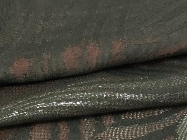 平和屋着物＊夏物　小紋　紗　舞葉文　黒地　銀糸　正絹　逸品　DABG9799sf