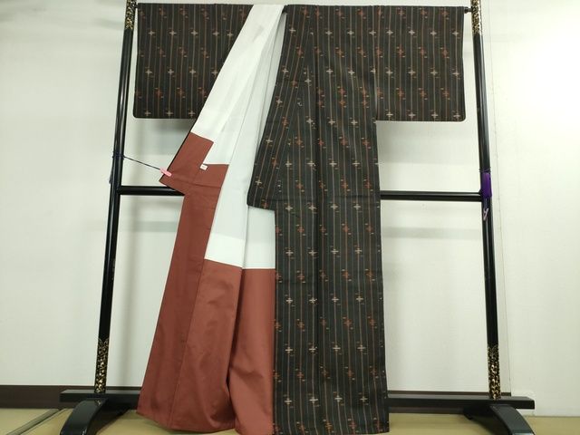 平和屋本店□極上 国指定重要無形文化財 本場久米島紬 山城