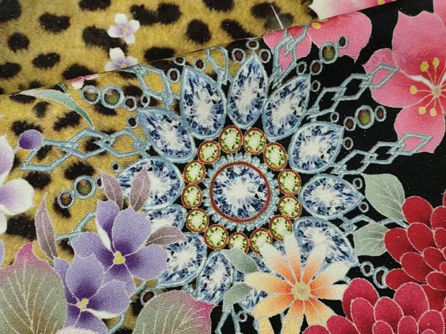 平和屋本店■極上　振袖　ヒョウ柄　薔薇　宝石　黒地　金糸　銀通し地　逸品　DZAA2967kh5 平和屋本店□極上 振袖 ヒョウ柄 薔薇 宝石 黒地 金糸 銀通し地 逸品