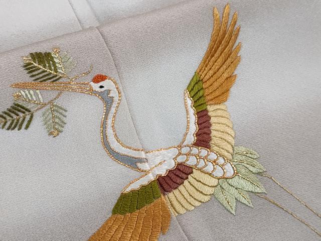 平和屋本店■極上 銀座 志ま亀 訪問着 駒刺繍 中国三大刺繍 相良刺繍 飛鶴文 暈し染め 枯野色地 金彩　たとう紙付き　逸品　DZAA3737kh5 平和屋本店□極上 銀座 志ま亀 訪問着 駒刺繍 中国三大刺繍 相良刺繍