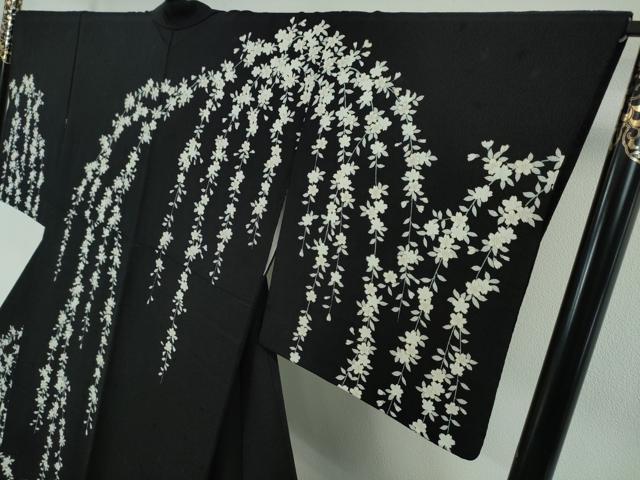 平和屋本店■極上　女優・吉永小百合　訪問着　枝垂れ桜　縮緬地　黒地　逸品　DZAA4017kh5