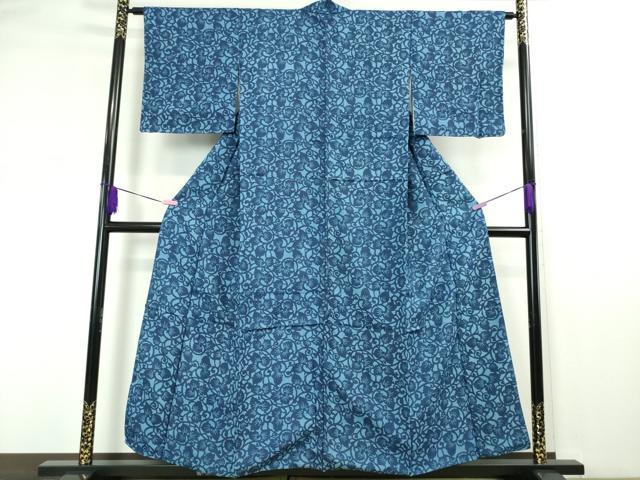 平和屋本店□極上 越後型正藍染 紺仁工房 紬 唐草文 反端付き 逸品