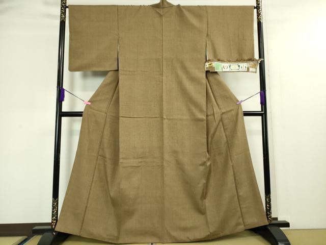 平和屋本店■極上　本場結城紬　重要無形文化財　奥順謹製　色無地　路考茶色地　証紙付き　逸品　DZAA4481kh5_1
