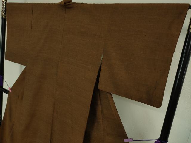 平和屋本店□極上 能州紬 絲藝苑 上島洋山 海草染 黒