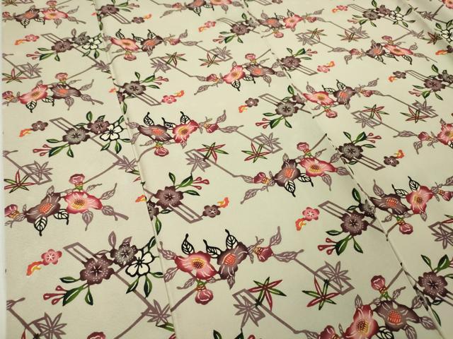 平和屋本店■希少　金城紅型染工房　金城盛弘　琉球びんがた　小紋　草花文　素色地　反端付き　逸品　DZAA5044kh5 平和屋本店□希少 金城紅型染工房 金城盛弘 琉球びんがた