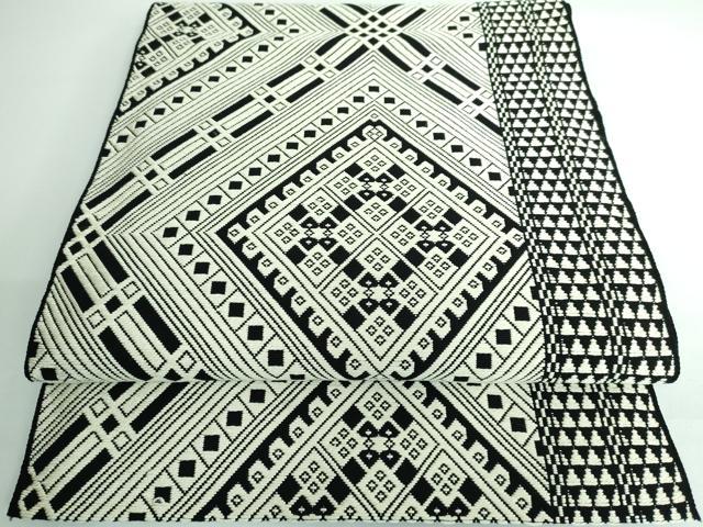 名古屋帯　刺し子風 名古屋帯 こぎん刺し」洒落名古屋帯 仕立て上がり未使用品の洒落