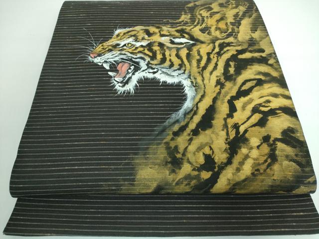 平和屋本店■極上　太鼓柄袋帯　作家物　手描き　虎　黒地　金彩　逸品　DZAA5469kh5