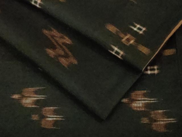 平和屋本店■極上　国指定重要無形文化財　本場久米島紬　手織　逸品　DZAA6003kh5