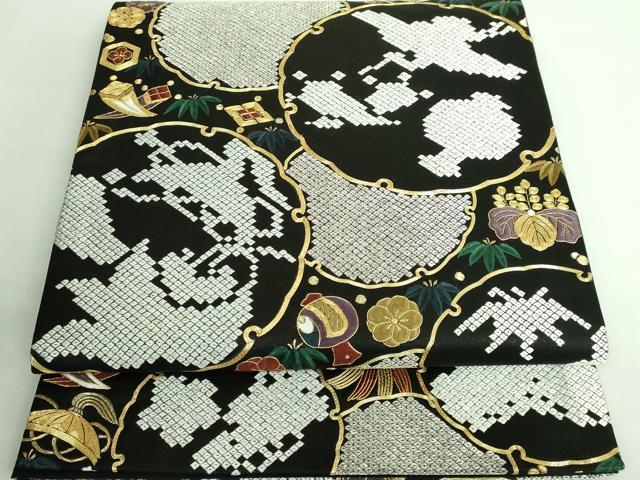 平和屋本店□極上 六通柄袋帯 駒刺繍 総刺繍 雪輪宝尽くし 黒地