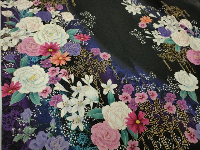 平和屋本店□極上 振袖 駒刺繍 シャンデリア 草花 黒地 暈し染め 金彩 銀