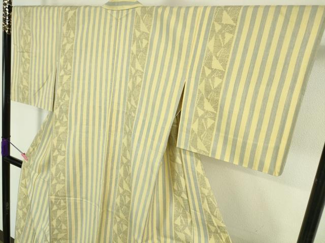 平和屋本店□極上 本場結城紬 重要無形文化財 単衣 160亀甲 市