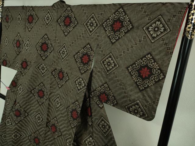 平和屋着物■希少　本場大島紬　龍郷絣　前田織物謹製　証紙付き　逸品　未使用　DZAA6833kh5 平和屋着物□希少 本場大島紬 龍郷絣 前田織物謹製 証紙付き 逸品 未