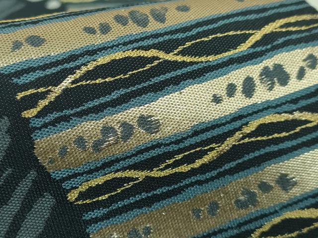 平和屋着物□極上 「美しいキモノ」お馴染みのメーカー となみ織物 六通柄