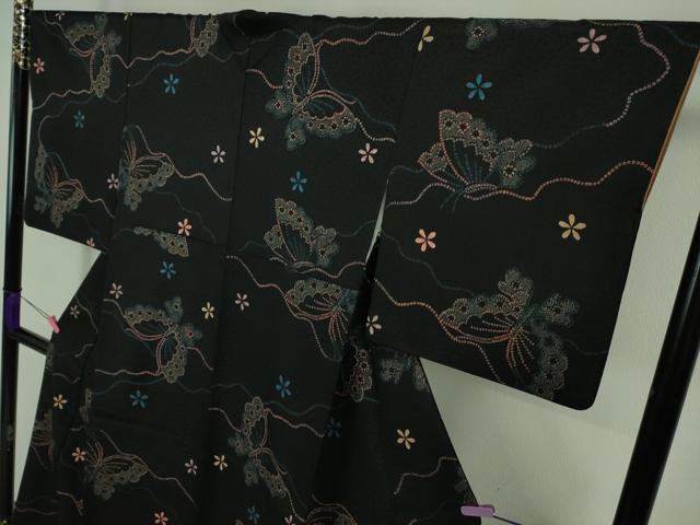 平和屋着物□極上 洗える最高級着物 ＜英＞はなぶさ謹製 小紋 舞蝶花