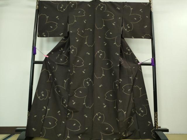 平和屋着物■極上　紬　単衣　舞桜　黒紅色地　まるやま扱い　逸品　DZAA7305kh5