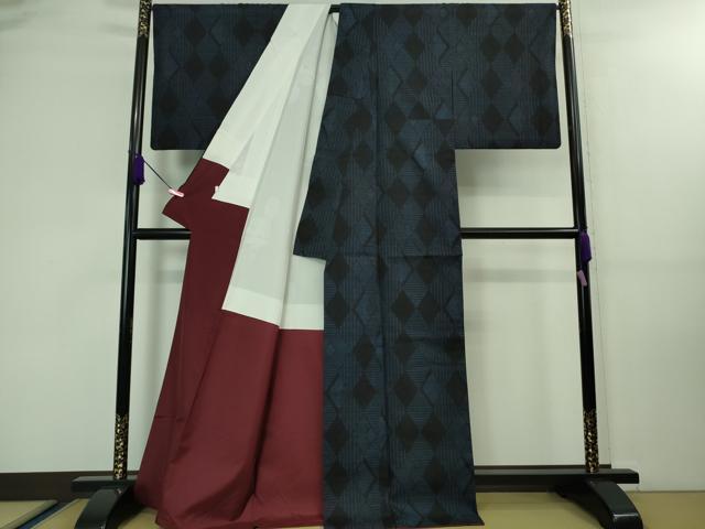 平和屋着物○本場結城紬 重要無形文化財 100亀甲 吉祥文 正絹 逸品