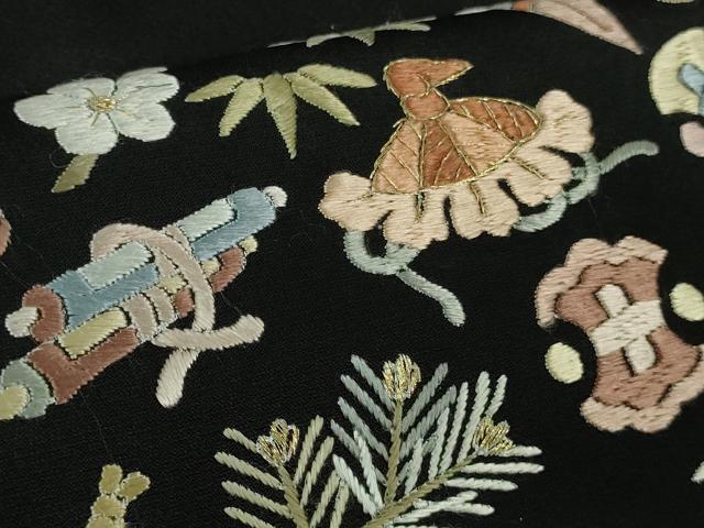 平和屋本店□極上 訪問着 総刺繍 宝尽くし 松竹梅 黒地 金糸 逸品