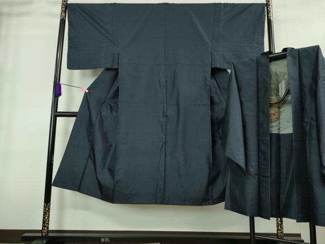 平和屋着物■極上　男性　お召　アンサンブル　亀甲柄　濃藍色地　逸品　DZAA8543kh5