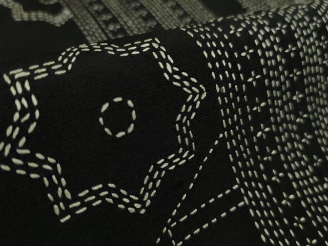 平和屋本店□極上 本場大島紬 刺し子 総刺繍 切嵌 名物裂花文