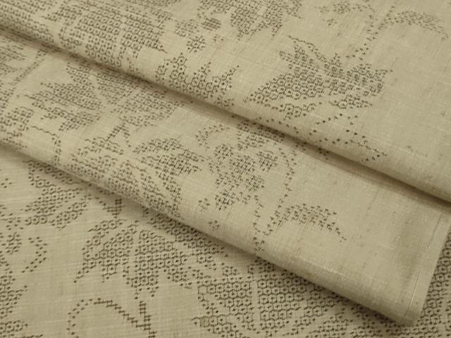 平和屋着物■極上　結城紬　100亀甲　南天蔦の葉文　灰白色地　逸品　DZAA9094kh5