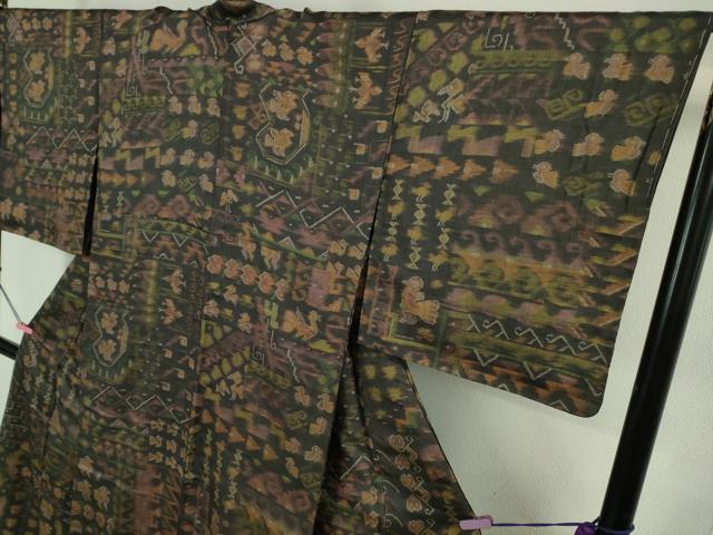 平和屋本店□極上 インド・アッサム 野蚕糸 手織 ムガシルク 象形文字