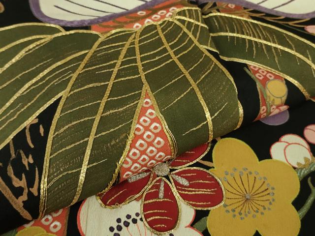 平和屋着物□極上 アンティーク 大正ロマン 黒留袖 駒刺繍 笹松花文 黒地