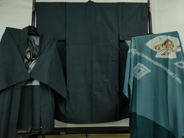 平和屋着物■極上　男性　本場大島紬　アンサンブル　長襦袢(袷)・長羽織セット　100亀甲　総詰め　濃紺地　逸品　DZAB0437kh5