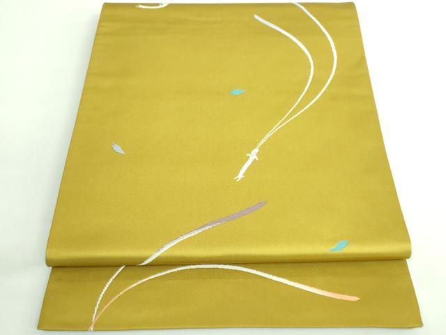 平和屋着物■極上　世界的人形師　辻村寿三郎　ジュサブロー　六通柄袋帯　花兎　山吹茶色地　逸品　DZAB0960kh5