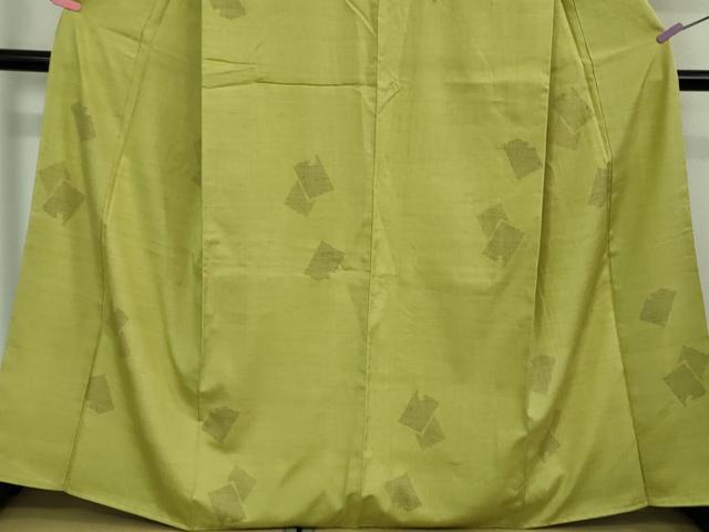平和屋着物■極上　結城紬　平織　100亀甲　飛び亀甲柄　破れ色紙重ね　苗色地　証紙付き　逸品　未使用　DZAB1155kh5 平和屋着物□極上 結城紬 平織 100亀甲 飛び亀甲柄 破れ色紙重ね 苗