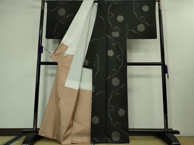 平和屋着物■極上　本場大島紬　9マルキ　雪輪文様　黒地　逸品　DZAB1324kh5 平和屋着物□極上 本場大島紬 9マルキ 雪輪文様 黒地 逸品 DZAB1324kh5