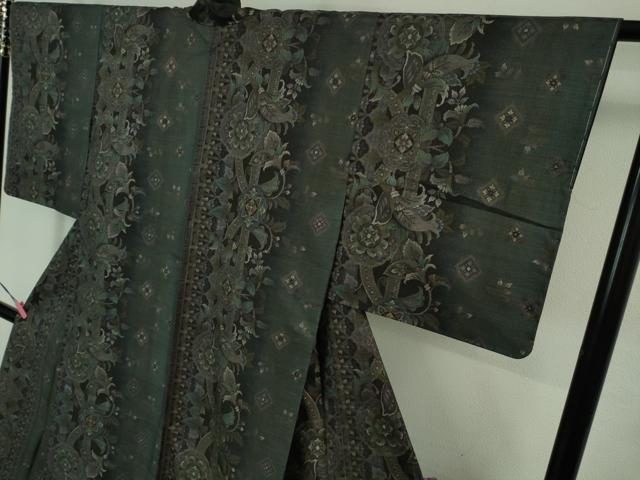 平和屋着物■極上　本場大島紬　9マルキ　洋花文　逸品　未使用　DZAB1345kh5 平和屋着物□極上 本場大島紬 9マルキ 洋花文 逸品 未使用 DZAB1345kh5