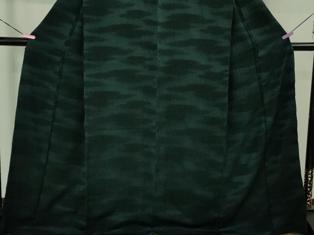 平和屋着物■極上　十日町 名門青柳謹製　小紋　細波絞　深緑色　暈し染め　たとう紙付き　逸品　DZAB1431kh5 平和屋着物□極上 十日町 名門青柳謹製 小紋 細波絞 深緑色 暈し